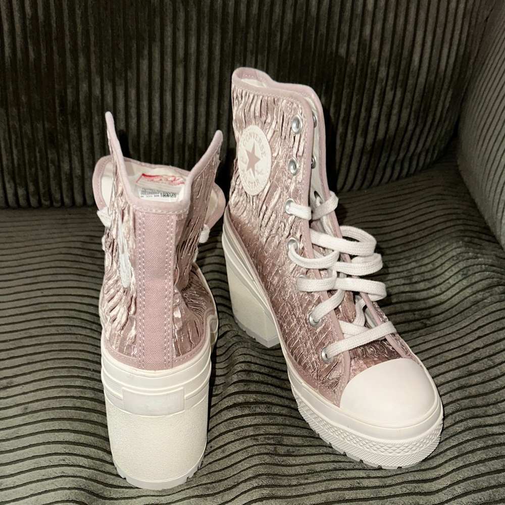 Chuck Taylor 70- Shimmering Beige Tulle/White Color Platform Boots - Picture 3 of 6